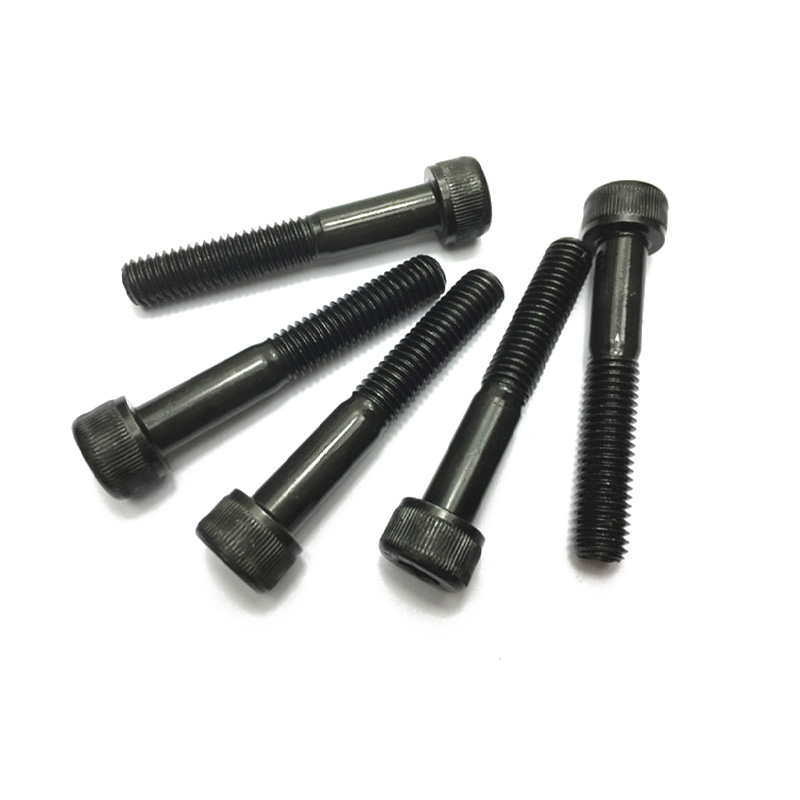 Musta puolikkeen kuusikulmiosiruuvi